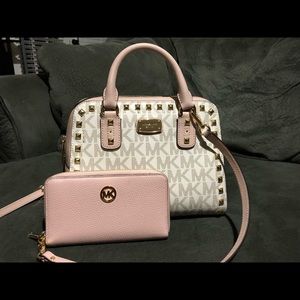 Michael Kors Crossbody and wallet